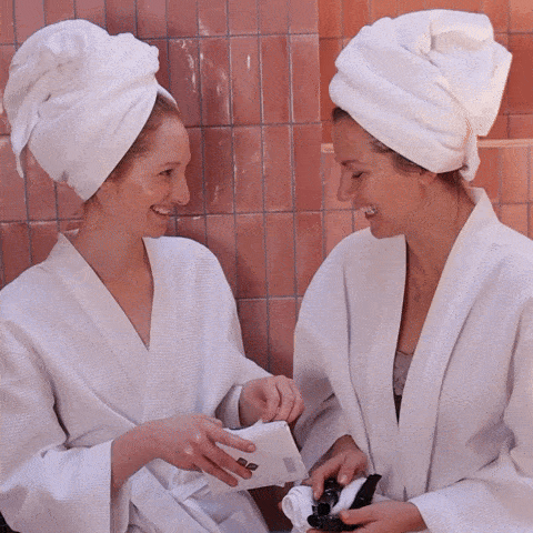 Unboxing travel Kit Giph